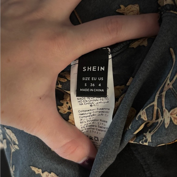 Floral Casual Dress - Picture 6 of 6